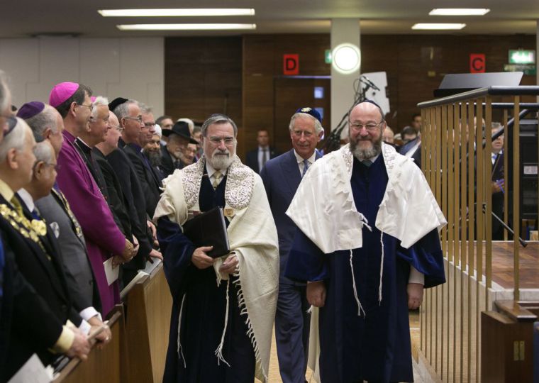 Μην ξεχνάτε τις οδηγίες με το δάκτυλο που ο Ρόθτσάϊλντγ έδινε στον Ορθόδοξο κατά τα άλλα Κάρολο